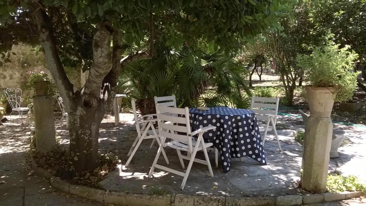 Aricelle Speziali Bed & Breakfast Specchia Gallone Dış mekan fotoğraf